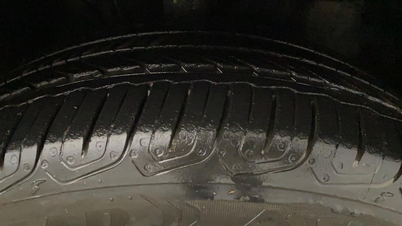 2019 Skoda Octavia L&K 1.8 TSI AT, Petrol, Automatic, 35,910 km, Right Front Tyre Tread