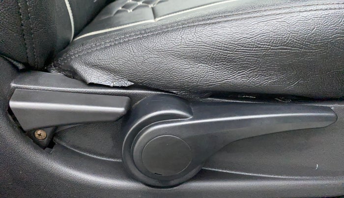 2019 Tata Tiago XZ PLUS PETROL, Petrol, Manual, 25,103 km, Driver Side Adjustment Panel