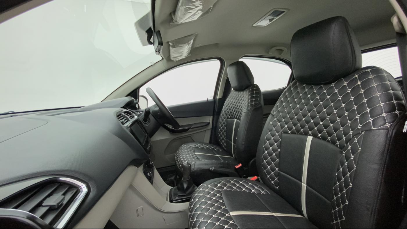 2019 Tata Tiago XZ PLUS PETROL, Petrol, Manual, 25,103 km, Right Side Front Door Cabin