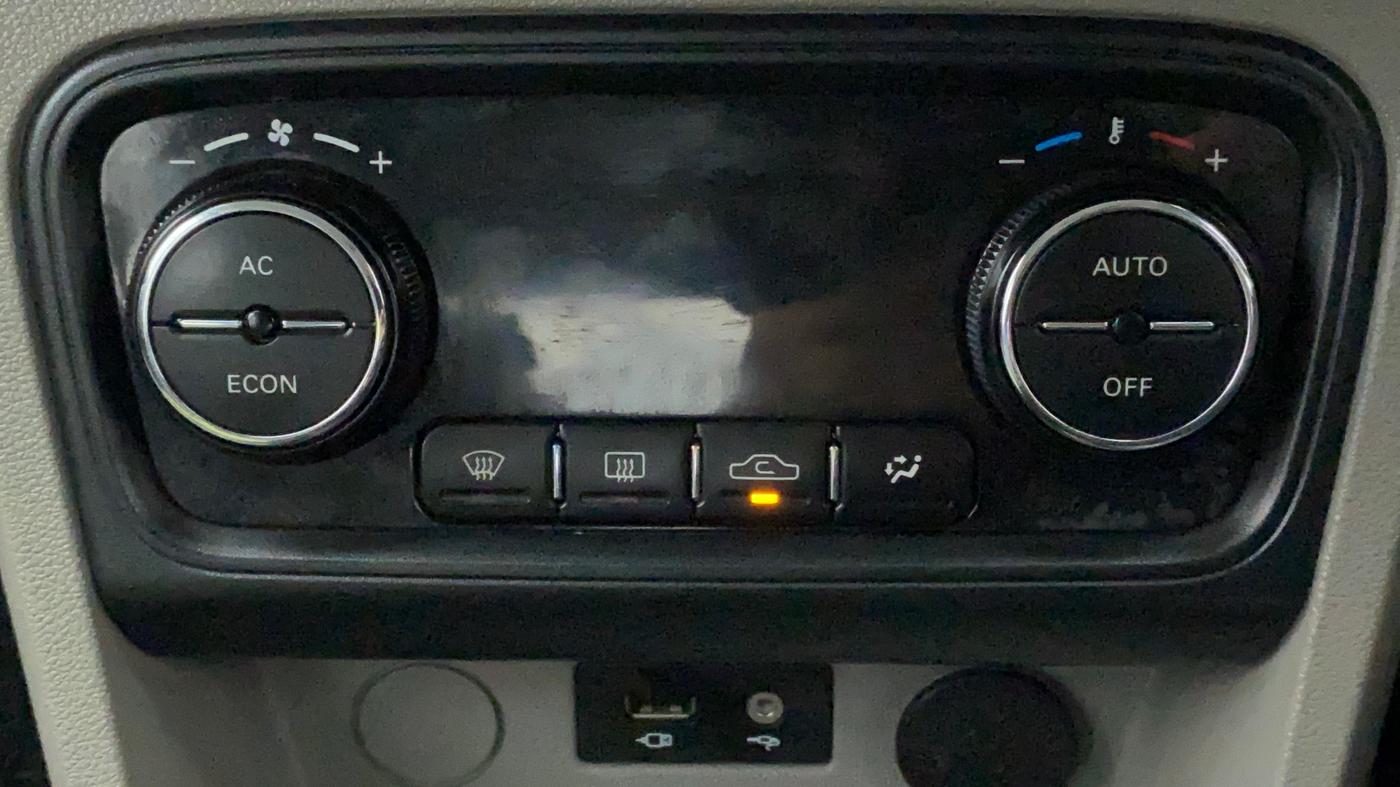 2019 Tata Tiago XZ PLUS PETROL, Petrol, Manual, 25,103 km, Automatic Climate Control
