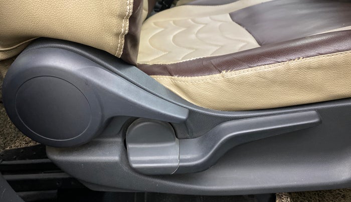 2019 Honda Amaze 1.2L I-VTEC S, Petrol, Manual, 37,566 km, Driver Side Adjustment Panel
