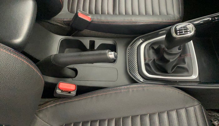 2022 KIA SONET GTX PLUS 1.0 IMT, CNG, Manual, 44,846 km, Gear Lever