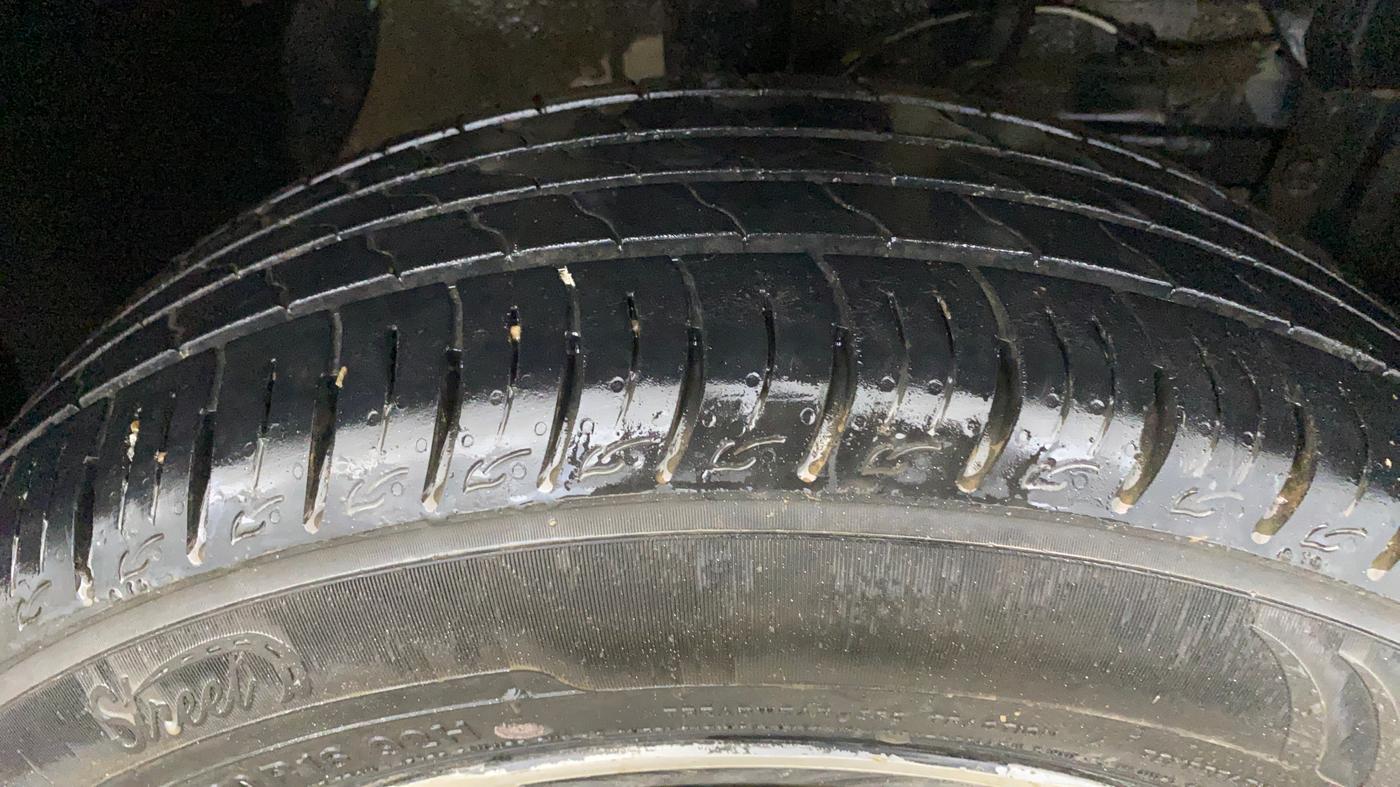 2021 Maruti Vitara Brezza VXI, Petrol, Manual, 61,309 km, Right Front Tyre Tread