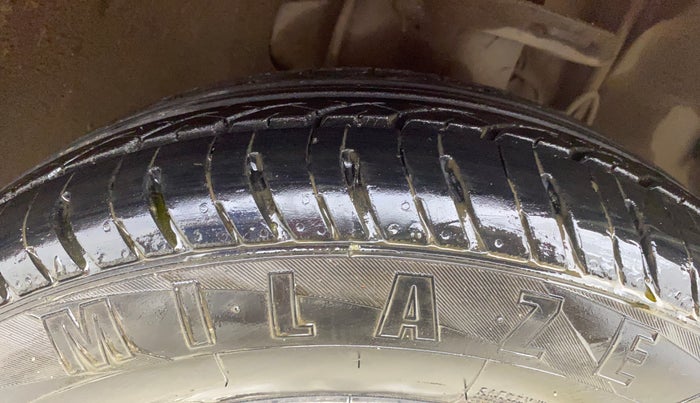 2017 Tata Tiago XZ PETROL, Petrol, Manual, 36,003 km, Right Front Tyre Tread