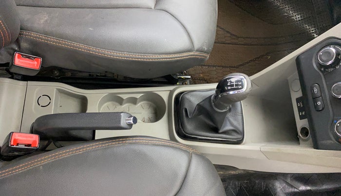 2017 Tata Tiago XZ PETROL, Petrol, Manual, 36,003 km, Gear Lever