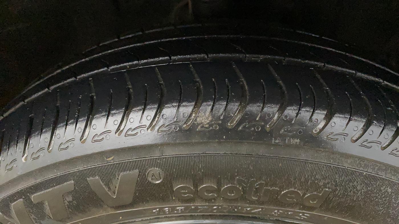 2024 Maruti New Wagon-R ZXI PLUS 1.2 AMT, Petrol, Automatic, 44,239 km, Right Front Tyre Tread
