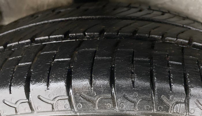 2018 Maruti Celerio VXI d, Petrol, Manual, 54,785 km, Right Rear Tyre Tread