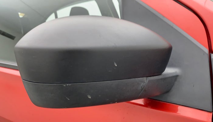 2018 Tata Tigor Buzz DIESEL, Diesel, Manual, 70,901 km, Right rear-view mirror - Cover has minor damage