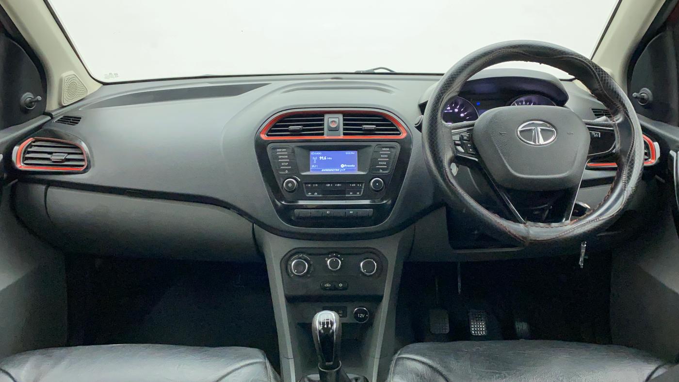 2018 Tata Tigor Buzz DIESEL, Diesel, Manual, 70,901 km, Dashboard