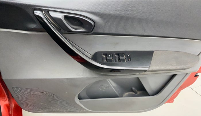 2018 Tata Tigor Buzz DIESEL, Diesel, Manual, 70,901 km, Driver Side Door Panels Control