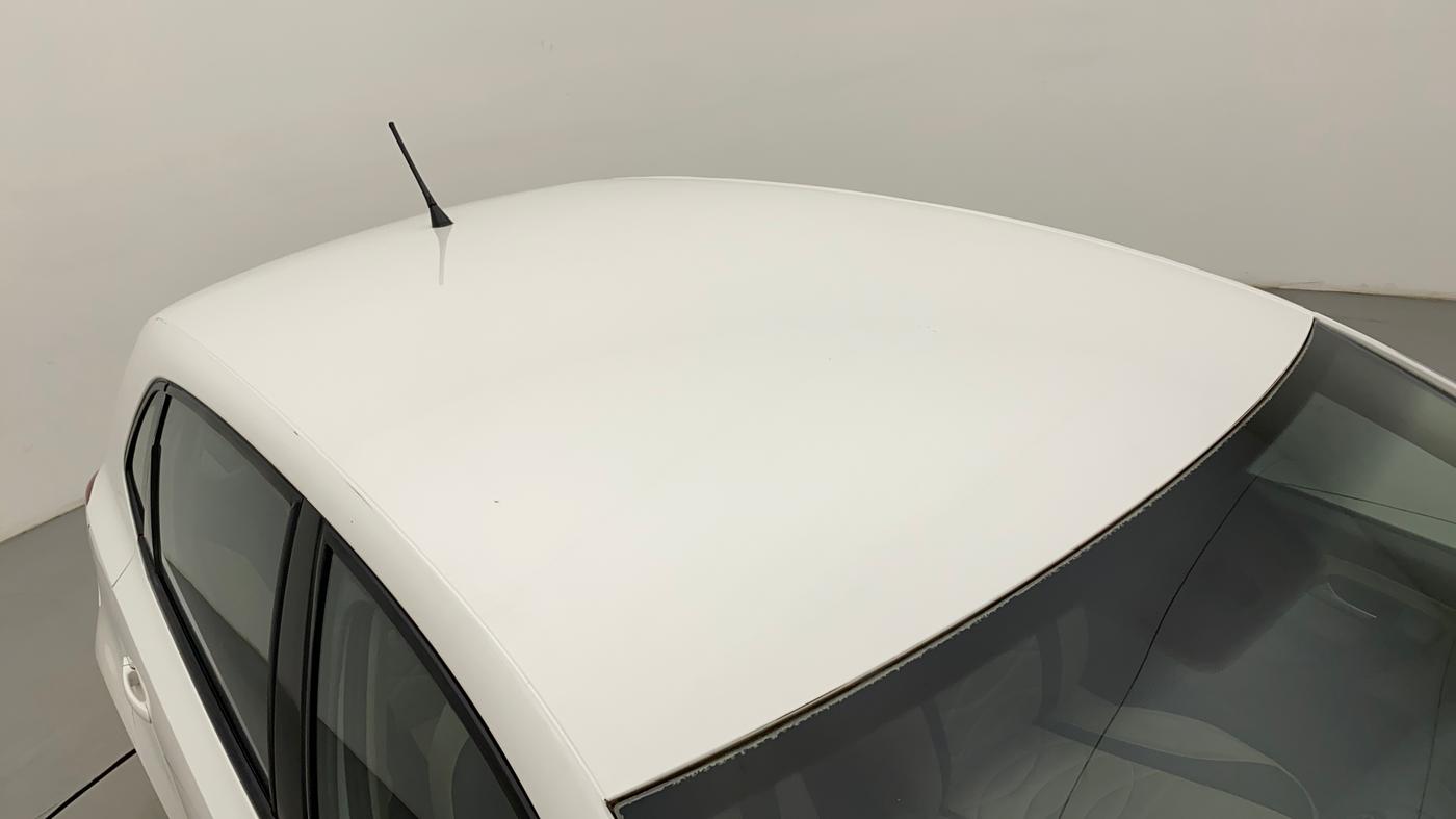 2014 Volkswagen Polo HIGHLINE1.2L, Petrol, Manual, 72,414 km, Roof