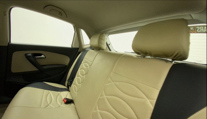 2014 Volkswagen Polo HIGHLINE1.2L, Petrol, Manual, 72,414 km, Right Side Rear Door Cabin