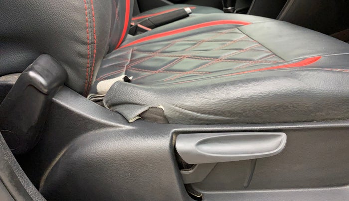 2021 Volkswagen Polo HIGHLINE PLUS 1.0L TSI, Petrol, Manual, 79,937 km, Driver Side Adjustment Panel