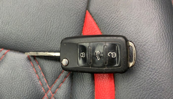 2021 Volkswagen Polo HIGHLINE PLUS 1.0L TSI, Petrol, Manual, 79,937 km, Key Close Up