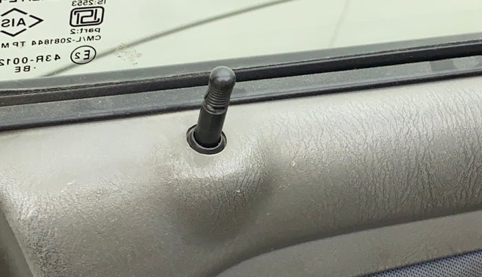 2014 Maruti Alto K10 VXI, Petrol, Manual, 49,354 km, Gear lever - Knob cover torn