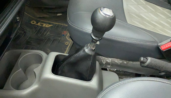 2014 Maruti Alto K10 VXI, Petrol, Manual, 49,354 km, Gear lever - Boot cover slightly torn