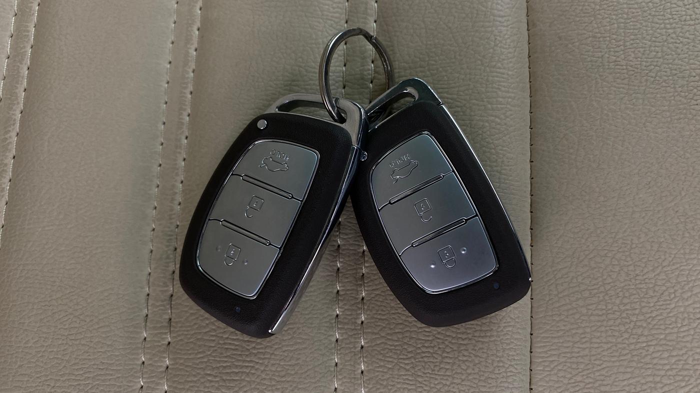 2025 Hyundai GRAND I10 NIOS Sportz (O) 1.2 Kappa AMT, Petrol, Automatic, 3,161 km, Key Close Up