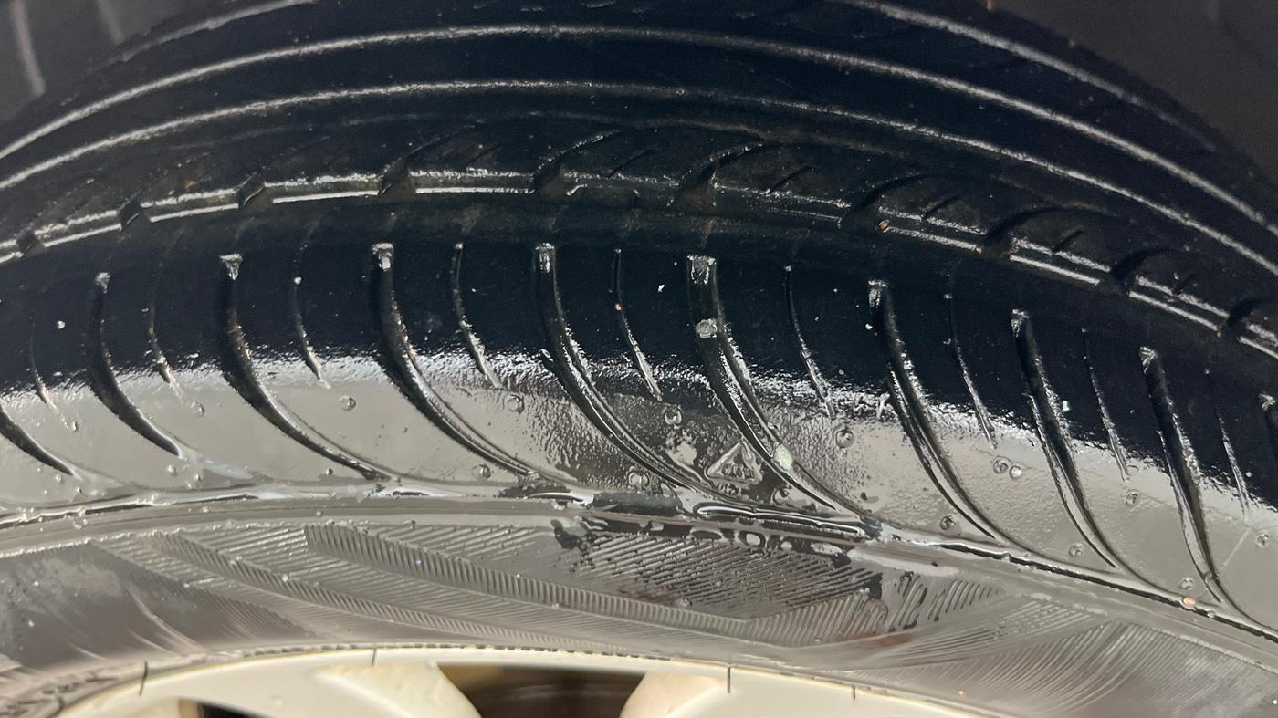 2013 Honda Amaze 1.2L I-VTEC VX, Petrol, Manual, 48,603 km, Left Front Tyre Tread