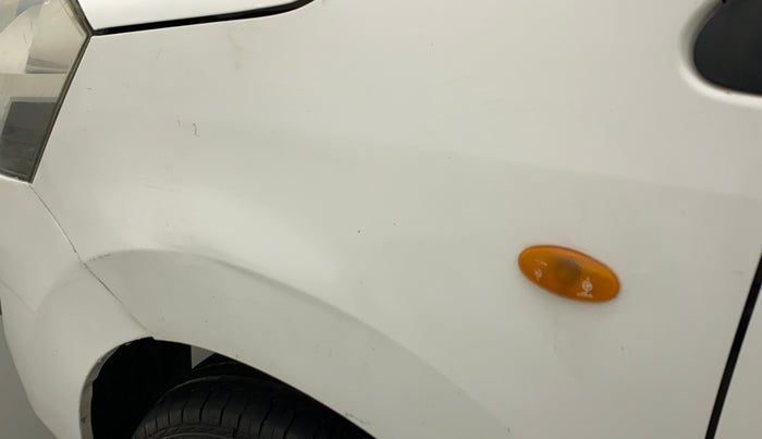 2014 Maruti Wagon R 1.0 VXI, Petrol, Manual, 1,01,391 km, Left fender - Minor scratches