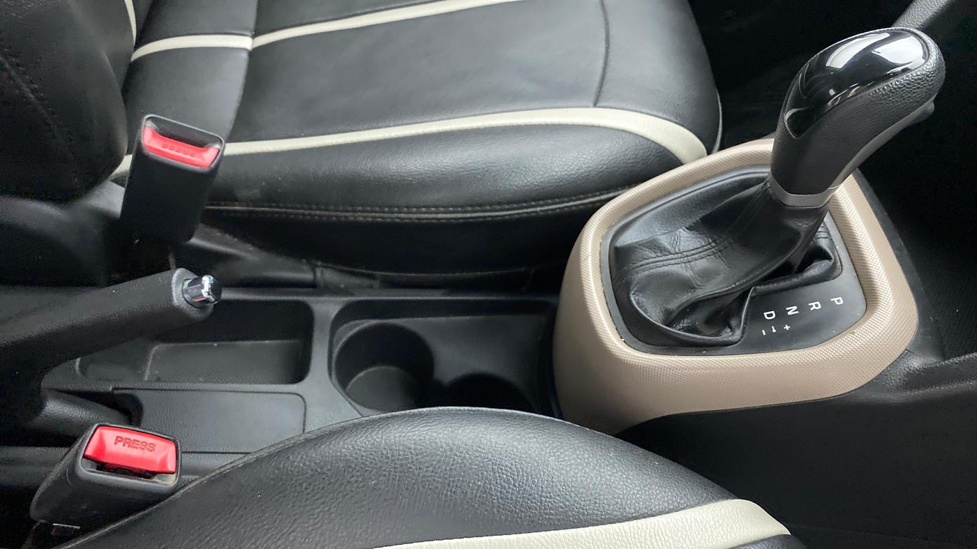 2014 Hyundai Grand i10 ASTA AT 1.2 KAPPA VTVT, Petrol, Automatic, 22,890 km, Gear Lever