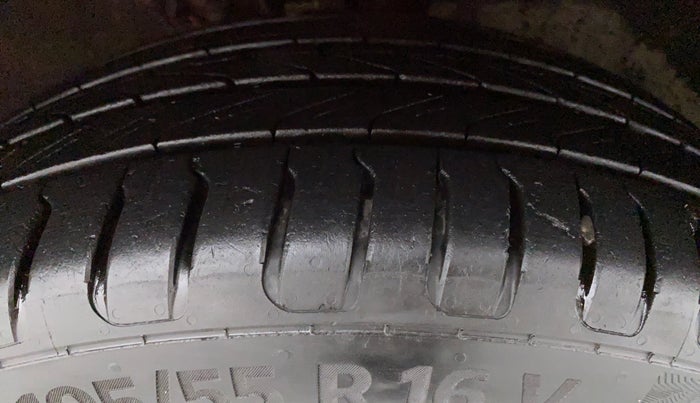 2017 Volkswagen Polo GT TSI 1.2 PETROL AT, Petrol, Automatic, 42,931 km, Right Front Tyre Tread