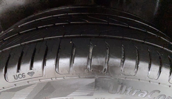 2017 Volkswagen Polo GT TSI 1.2 PETROL AT, Petrol, Automatic, 42,931 km, Left Rear Tyre Tread