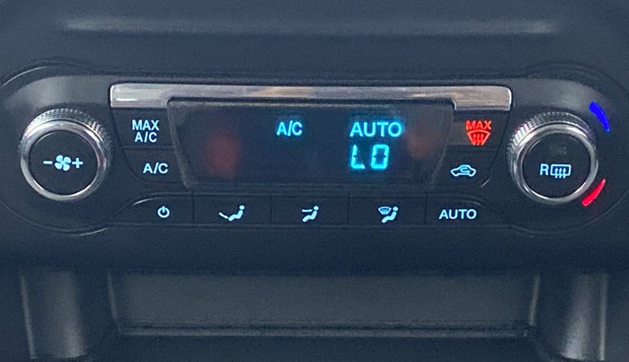 2017 Ford New Figo 1.2 TITANIUM, Petrol, Manual, 39,444 km, Automatic Climate Control