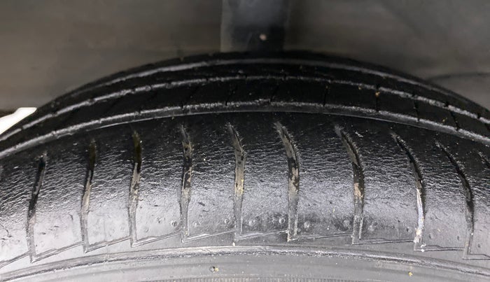 2020 Hyundai NEW SANTRO SPORTZ AMT, Petrol, Automatic, 31,902 km, Right Rear Tyre Tread