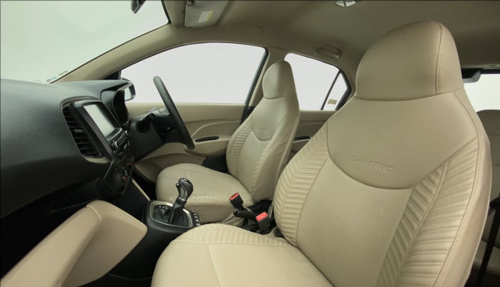 2020 Hyundai NEW SANTRO SPORTZ AMT, Petrol, Automatic, 31,902 km, Right Side Front Door Cabin
