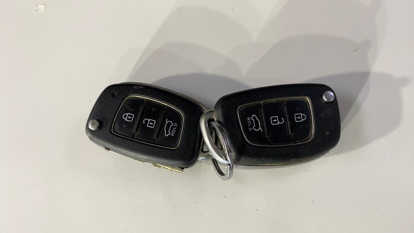 2016 Hyundai i20 Active 1.2 S, Petrol, Manual, 1,08,259 km, Key Close Up
