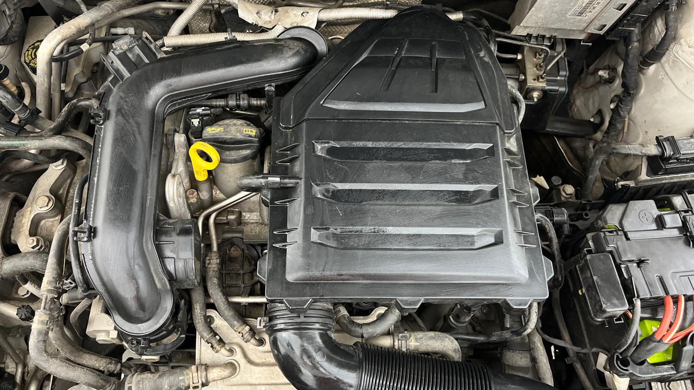 2021 Skoda Rapid AMBITION AT TSI, Petrol, Automatic, 45,377 km, Engine View