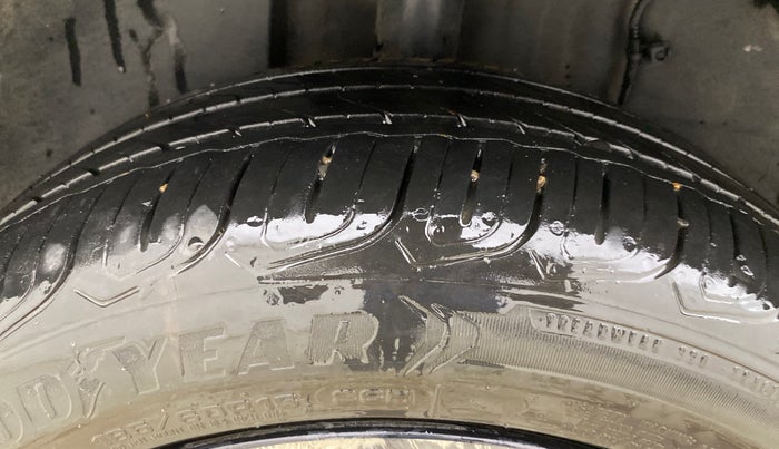 2022 Tata ALTROZ XZA PLUS DARK EDTION, Petrol, Automatic, 24,803 km, Right Rear Tyre Tread