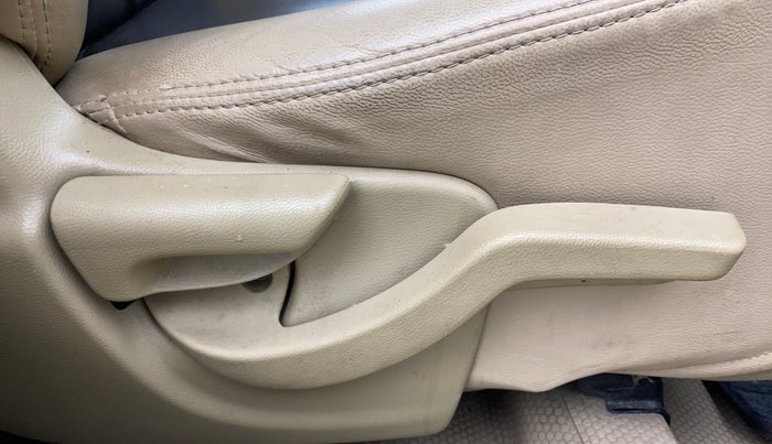 2013 Honda Brio S MT, Petrol, Manual, 44,214 km, Driver Side Adjustment Panel