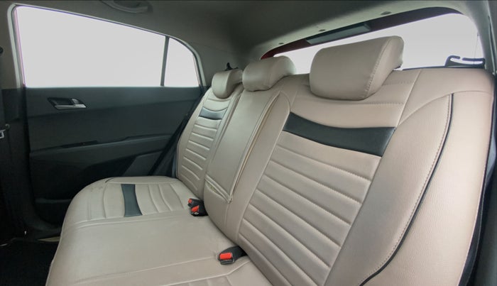 2017 Hyundai Creta 1.6 SX PLUS AUTO PETROL, Petrol, Automatic, 45,570 km, Right Side Door Cabin View