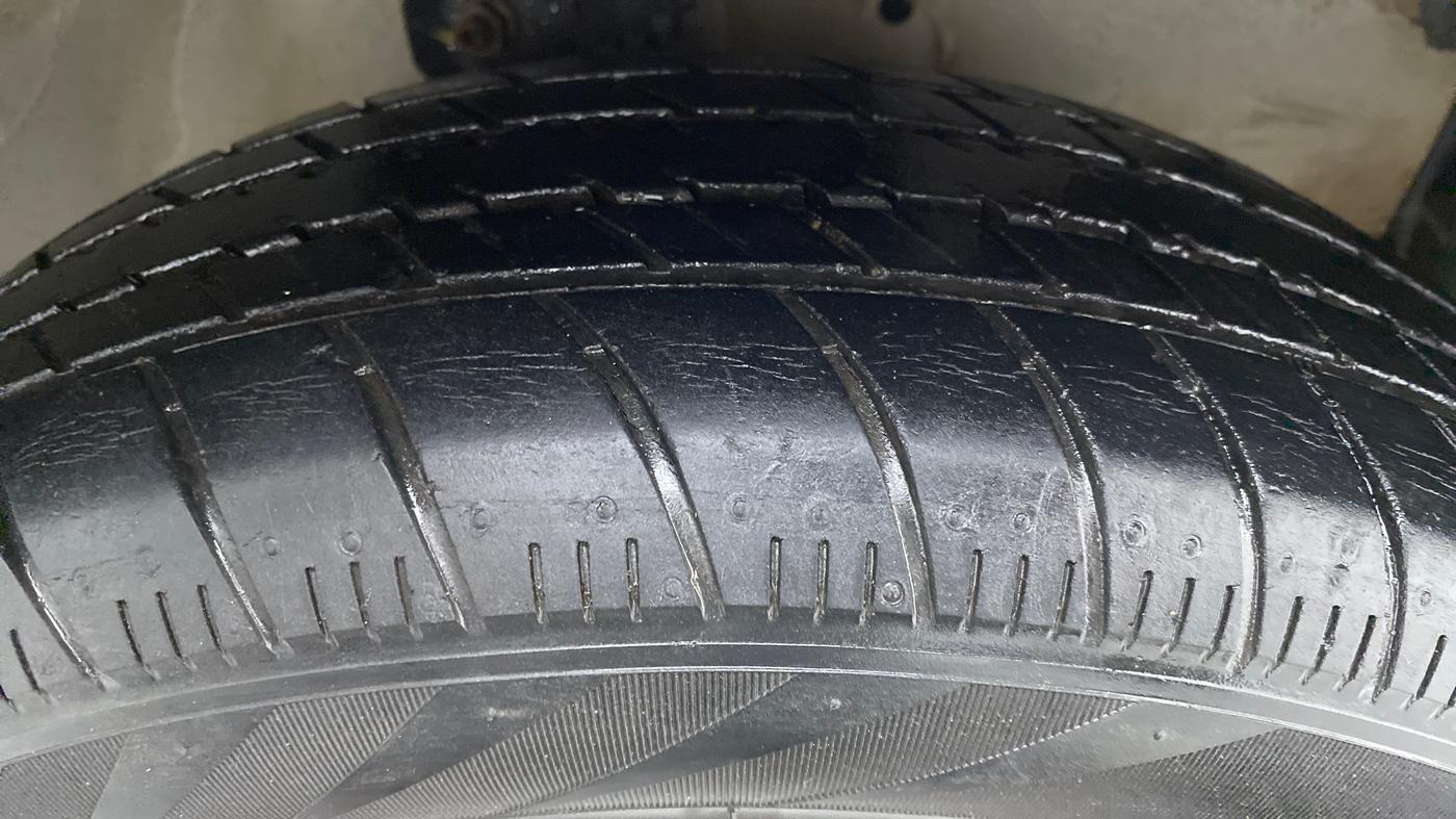 2018 Maruti Celerio VXI d, Petrol, Manual, 31,324 km, Right Front Tyre Tread