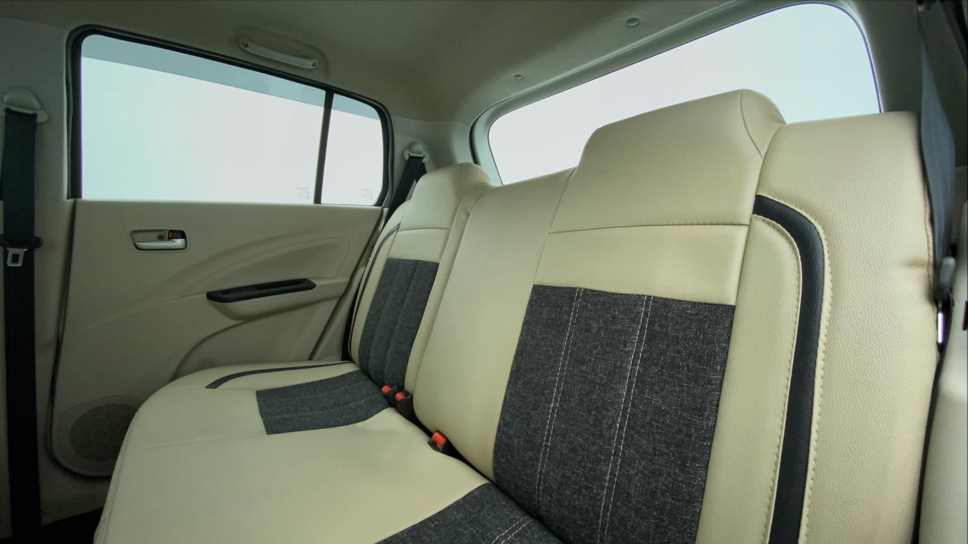 2018 Maruti Celerio VXI d, Petrol, Manual, 31,324 km, Right Side Rear Door Cabin