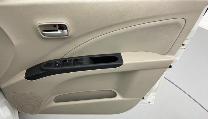 2018 Maruti Celerio VXI d, Petrol, Manual, 31,324 km, Driver Side Door Panels Control
