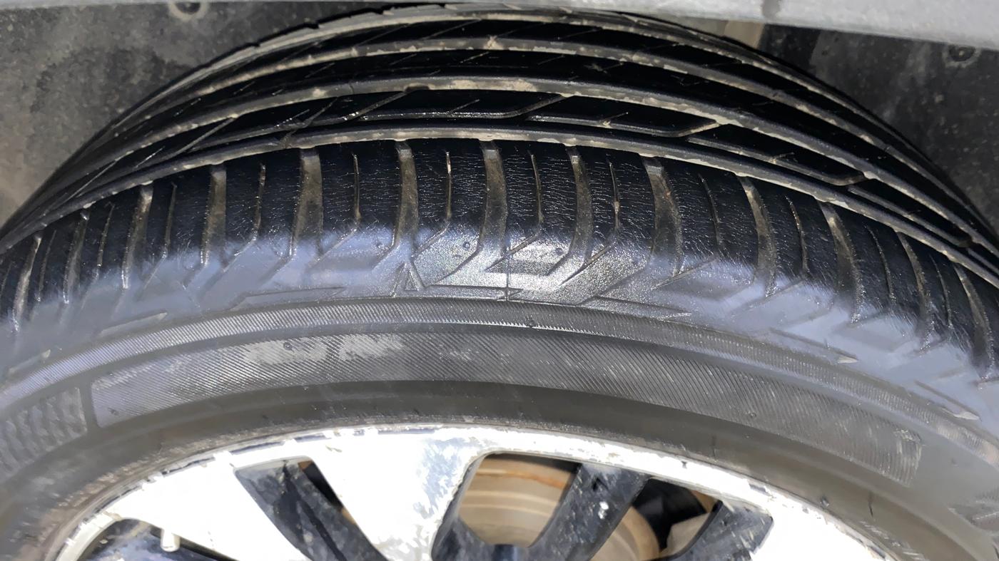 2021 MG HECTOR PLUS SELECT 2.0 DIESEL TURBO MT 7-STR, Diesel, Manual, 51,577 km, Left Rear Tyre Tread