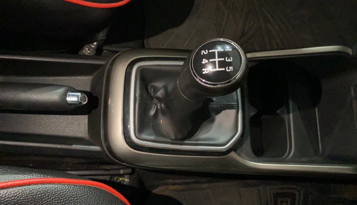 2019 Maruti IGNIS DELTA 1.2, Petrol, Manual, 24,201 km, Gear Lever