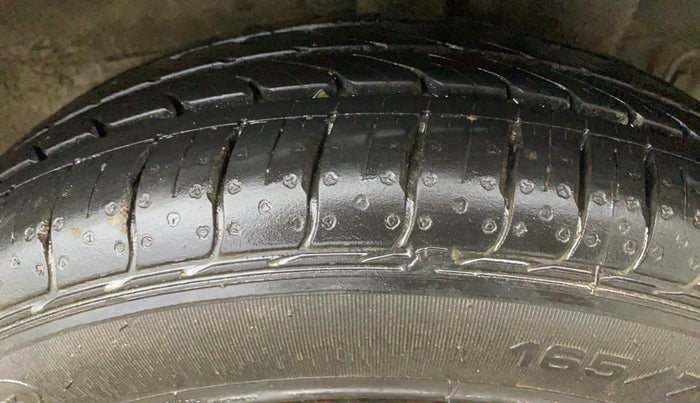 2014 Hyundai Grand i10 MAGNA 1.2 KAPPA VTVT, Petrol, Manual, 70,638 km, Left Rear Tyre Tread