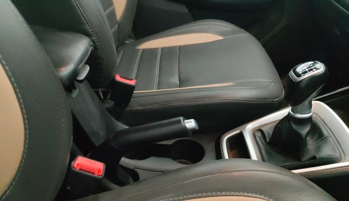 2021 Hyundai VENUE SX 1.0 (O) TURBO IMT, CNG, Manual, 67,305 km, Gear Lever