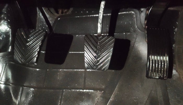 2021 Hyundai VENUE SX 1.0 (O) TURBO IMT, CNG, Manual, 67,305 km, Pedals