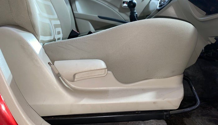 2020 Maruti Celerio VXI, Petrol, Manual, 9,370 km, Driver Side Adjustment Panel