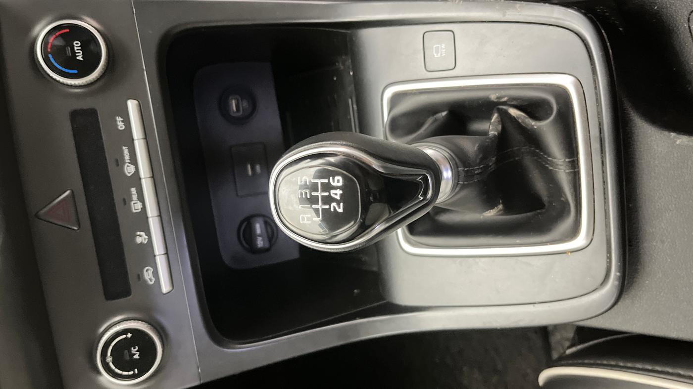 2021 Hyundai Creta SX 1.5 PETROL, Petrol, Manual, 37,932 km, Gear Lever