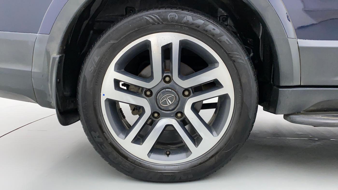 2018 Tata Hexa Varicor 400 XT, Diesel, Manual, 90,594 km, Right Rear Wheel