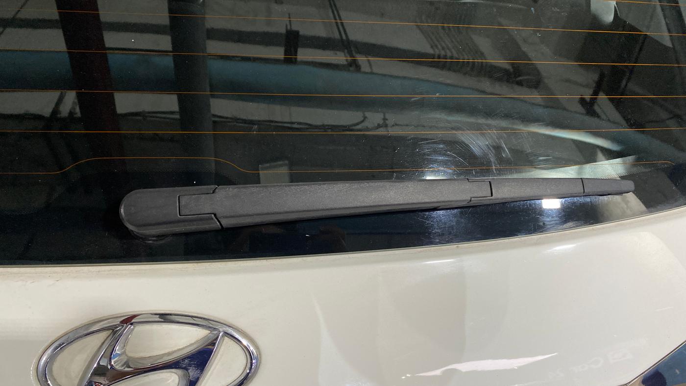 2022 Hyundai ALCAZAR PLATINUM 2.0 MT 7STR, Petrol, Manual, 25,536 km, Rear Wiper