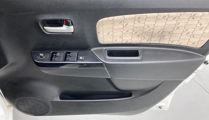 2018 Maruti Wagon R 1.0 VXI, Petrol, Manual, 47,906 km, Driver Side Door Panels Control