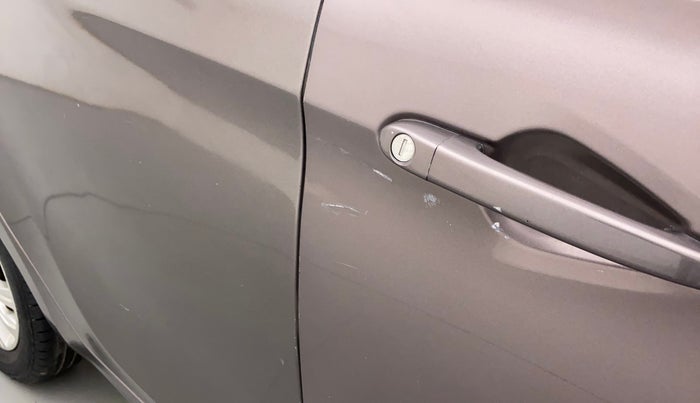 2017 Tata Tiago XZ PETROL, Petrol, Manual, 65,962 km, Driver-side door - Minor scratches