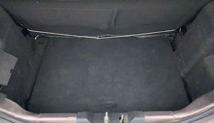 2017 Tata Tiago XZ PETROL, Petrol, Manual, 65,962 km, Boot Inside
