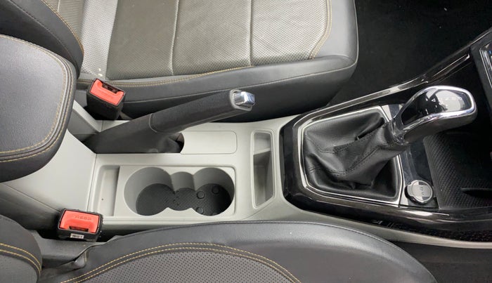 2021 Skoda KUSHAQ STYLE 1.5L TSI DSG, Petrol, Automatic, 41,458 km, Gear Lever